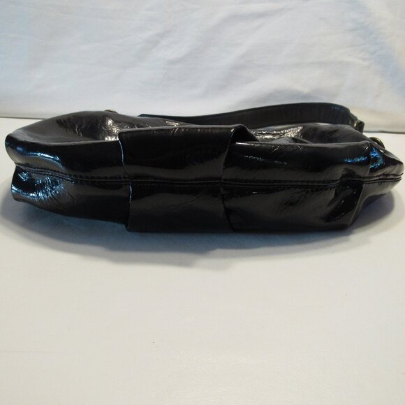 Simply Vera Vera Wang Black Single Handle Hobo/Handbag Purse Pleated Front - Picture 3 of 7